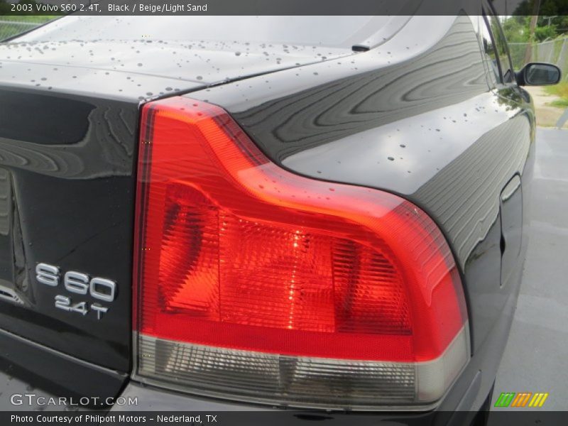 Black / Beige/Light Sand 2003 Volvo S60 2.4T