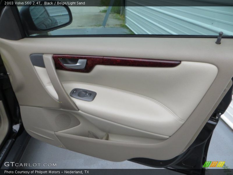 Black / Beige/Light Sand 2003 Volvo S60 2.4T