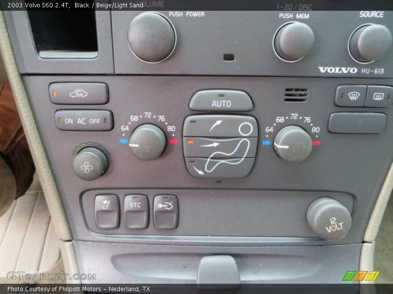 Black / Beige/Light Sand 2003 Volvo S60 2.4T