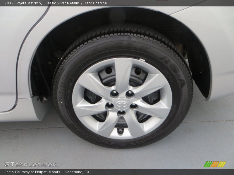Classic Silver Metallic / Dark Charcoal 2012 Toyota Matrix S