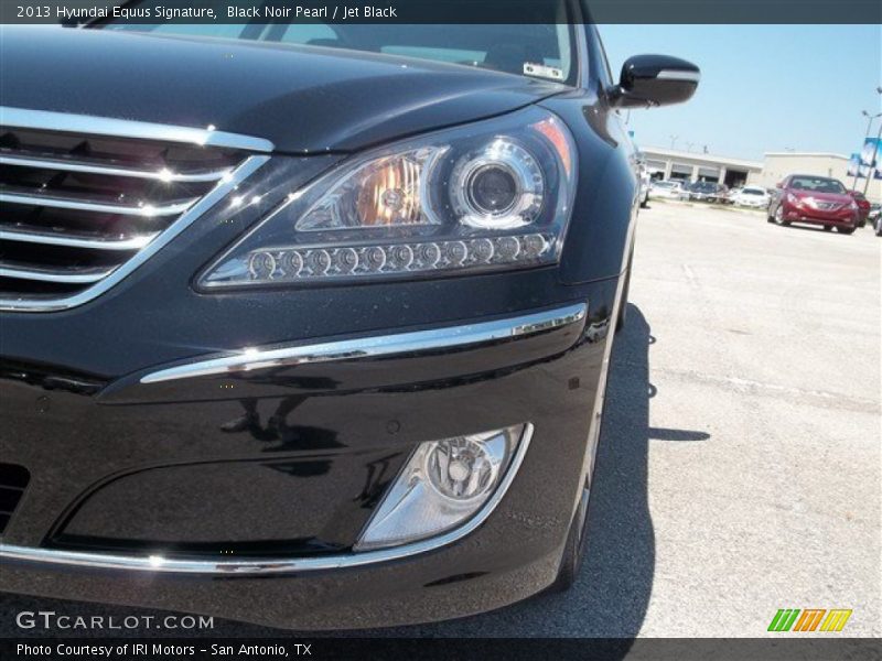 Black Noir Pearl / Jet Black 2013 Hyundai Equus Signature