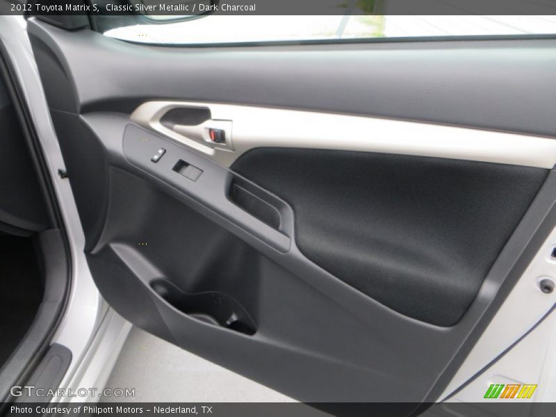 Classic Silver Metallic / Dark Charcoal 2012 Toyota Matrix S