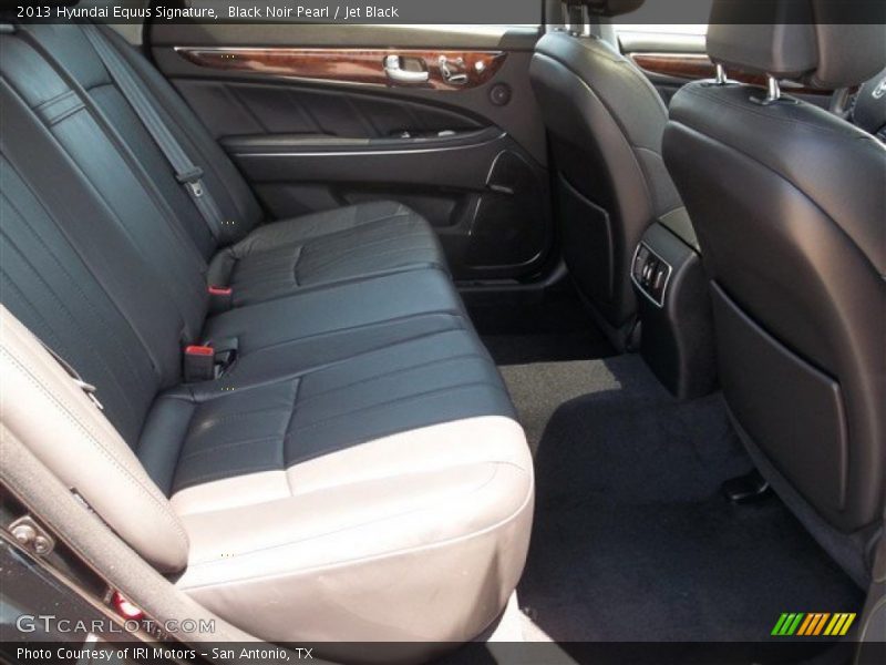 Black Noir Pearl / Jet Black 2013 Hyundai Equus Signature