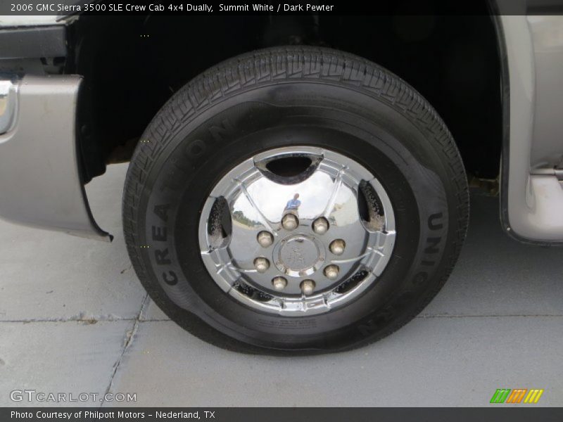Custom Wheels of 2006 Sierra 3500 SLE Crew Cab 4x4 Dually