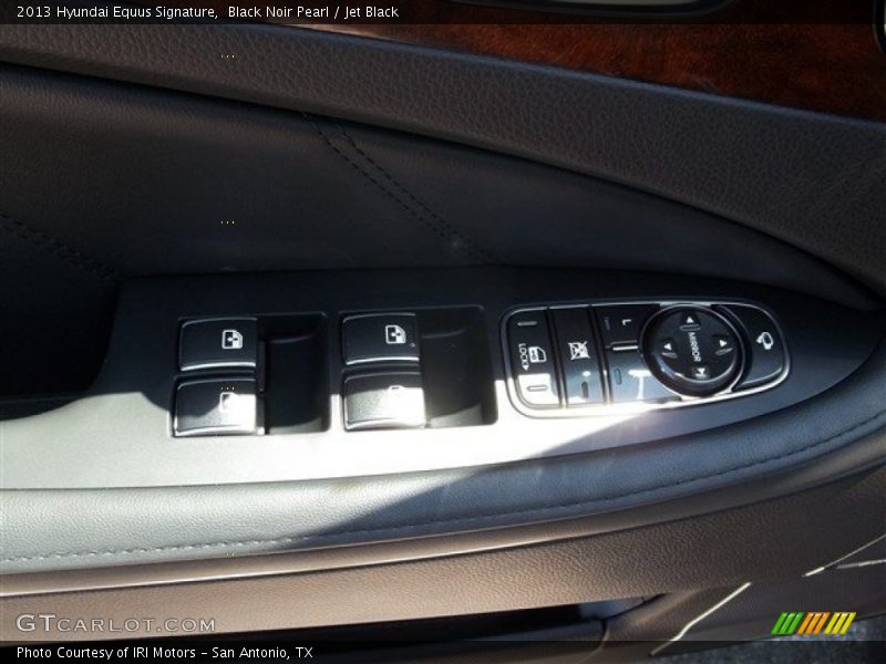 Black Noir Pearl / Jet Black 2013 Hyundai Equus Signature