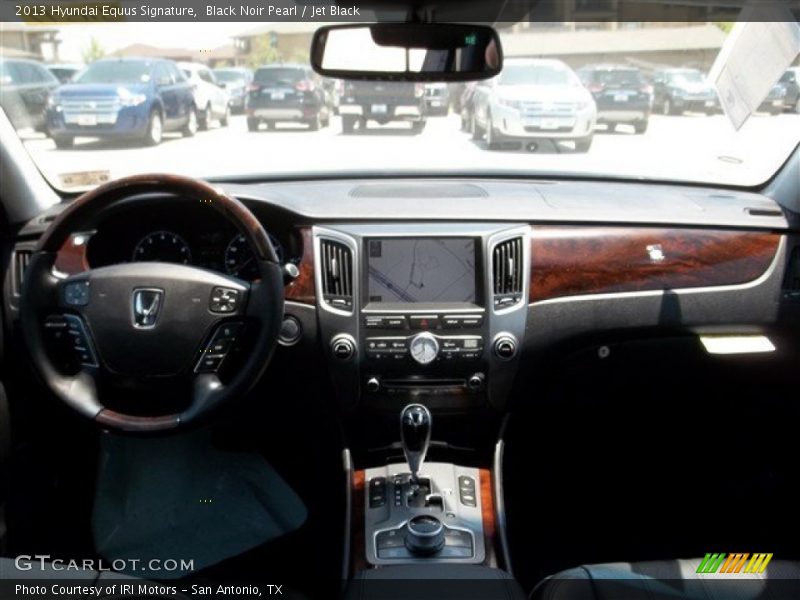 Black Noir Pearl / Jet Black 2013 Hyundai Equus Signature