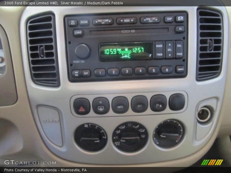Silver Metallic / Medium/Dark Pebble 2006 Ford Escape Limited 4WD
