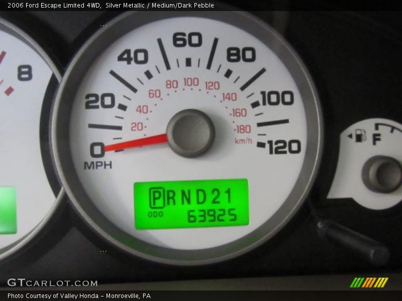 Silver Metallic / Medium/Dark Pebble 2006 Ford Escape Limited 4WD