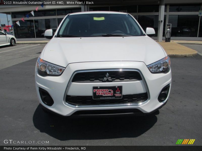 White Pearl / Black 2013 Mitsubishi Outlander Sport ES 4WD