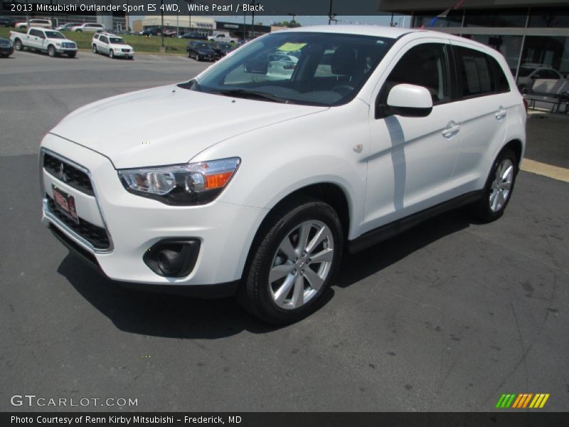 White Pearl / Black 2013 Mitsubishi Outlander Sport ES 4WD