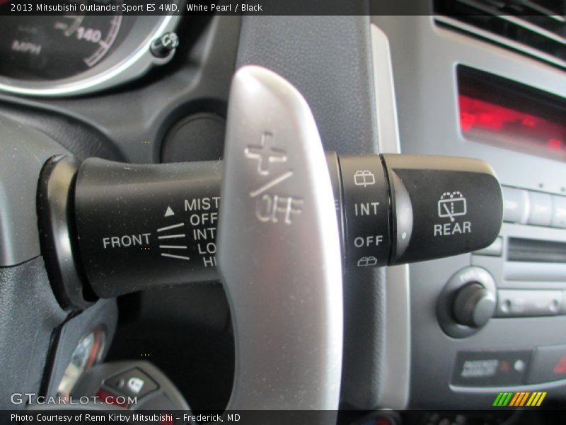 White Pearl / Black 2013 Mitsubishi Outlander Sport ES 4WD