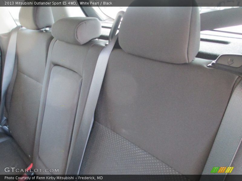 White Pearl / Black 2013 Mitsubishi Outlander Sport ES 4WD