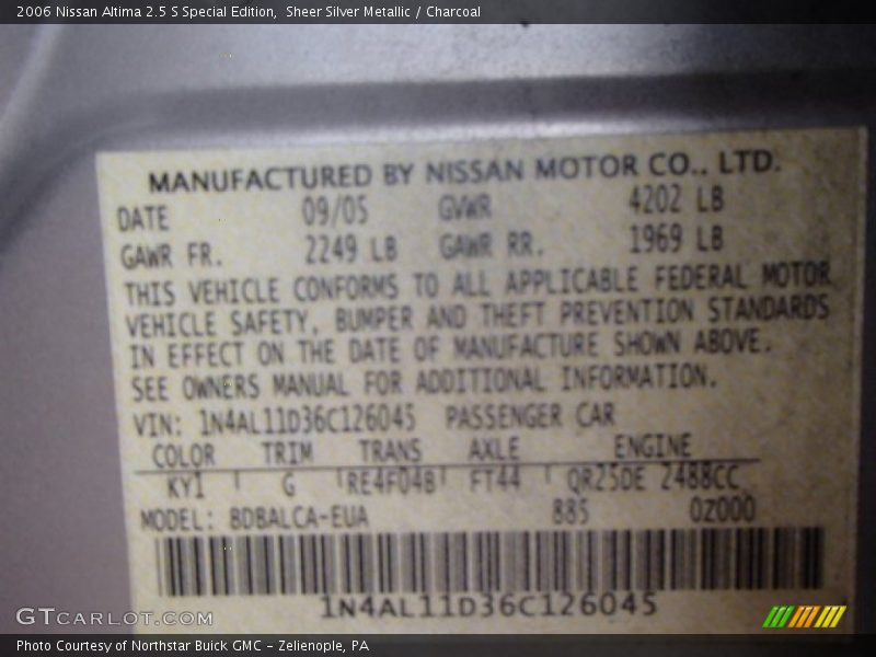 Sheer Silver Metallic / Charcoal 2006 Nissan Altima 2.5 S Special Edition