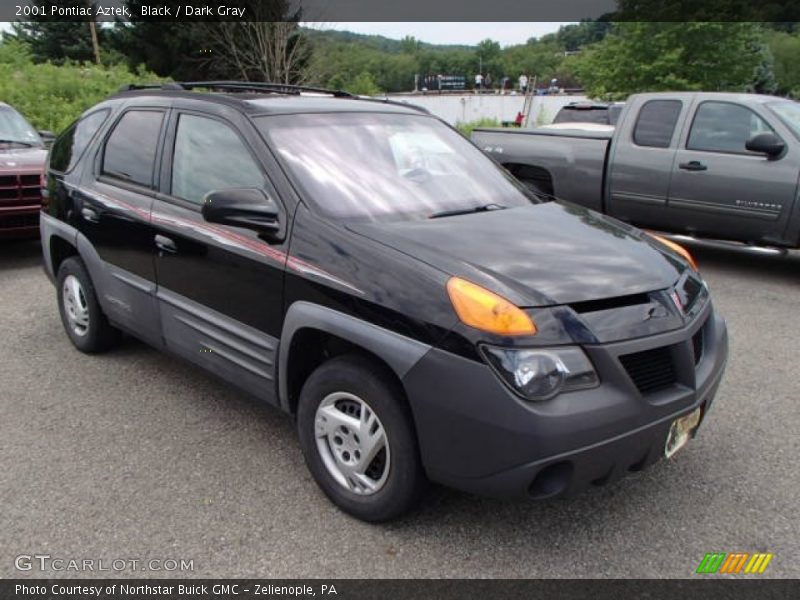 Front 3/4 View of 2001 Aztek 
