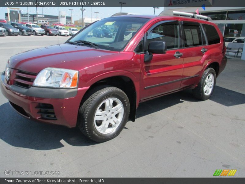 Ultra Red Pearl / Charcoal 2005 Mitsubishi Endeavor LS