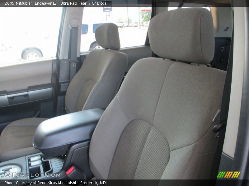 Ultra Red Pearl / Charcoal 2005 Mitsubishi Endeavor LS