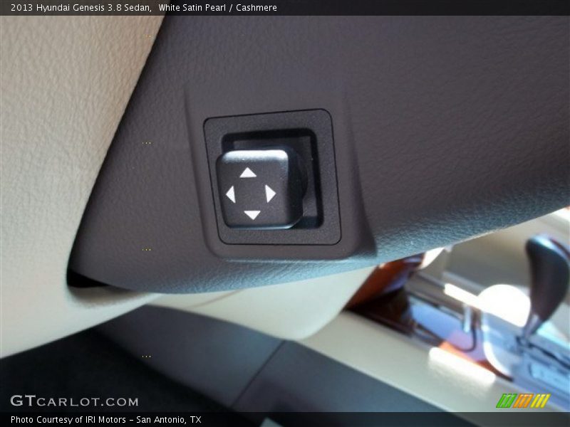 White Satin Pearl / Cashmere 2013 Hyundai Genesis 3.8 Sedan