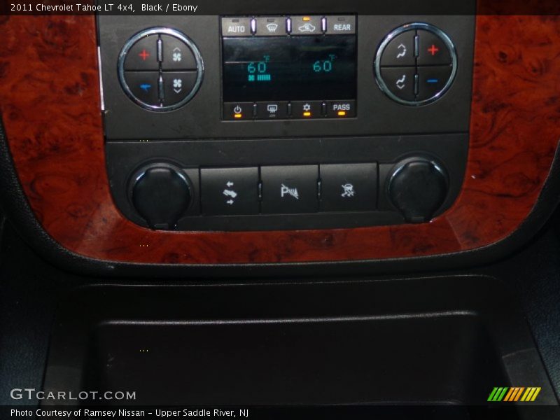 Black / Ebony 2011 Chevrolet Tahoe LT 4x4