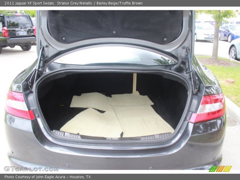 Stratus Grey Metallic / Barley Beige/Truffle Brown 2011 Jaguar XF Sport Sedan
