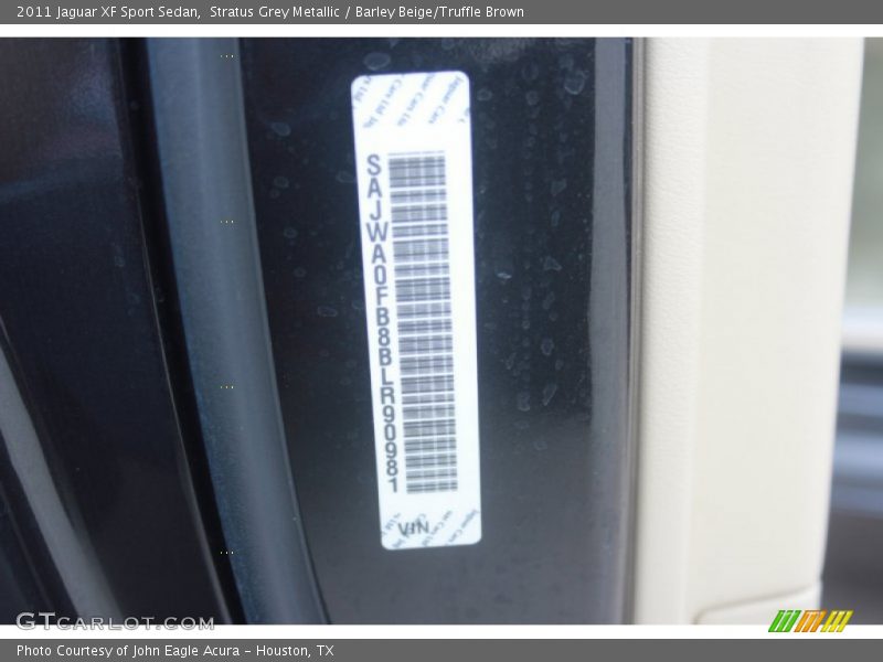 Stratus Grey Metallic / Barley Beige/Truffle Brown 2011 Jaguar XF Sport Sedan