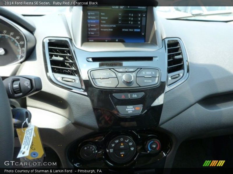 Ruby Red / Charcoal Black 2014 Ford Fiesta SE Sedan