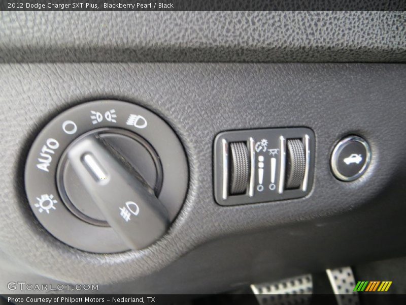 Blackberry Pearl / Black 2012 Dodge Charger SXT Plus