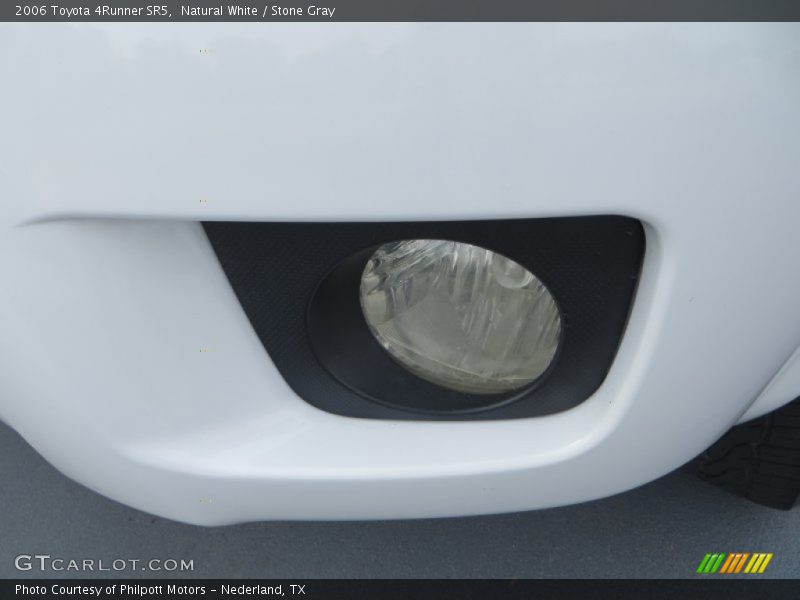 Natural White / Stone Gray 2006 Toyota 4Runner SR5