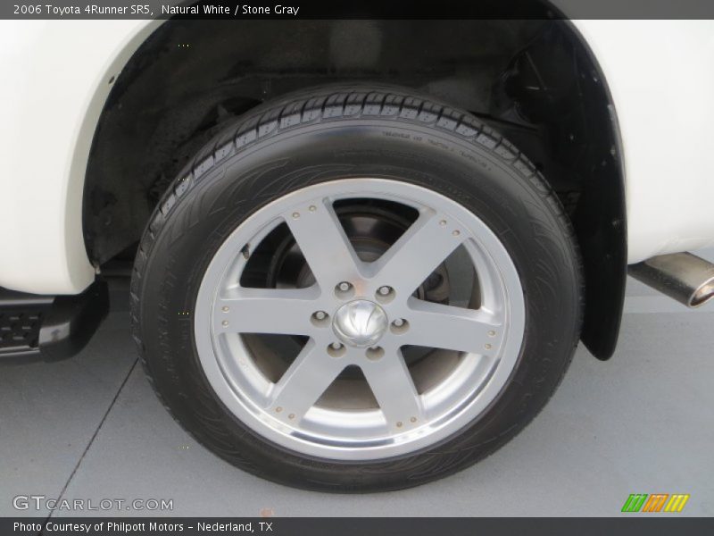 Natural White / Stone Gray 2006 Toyota 4Runner SR5