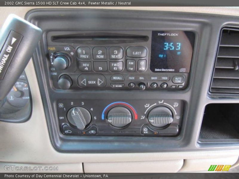 Controls of 2002 Sierra 1500 HD SLT Crew Cab 4x4
