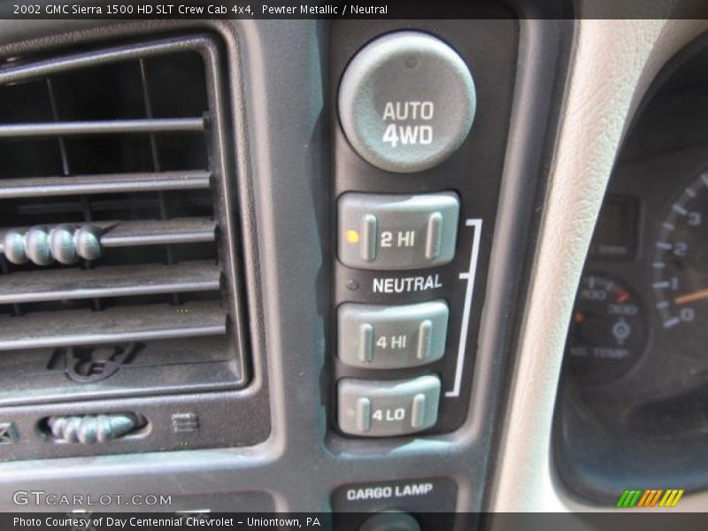 Controls of 2002 Sierra 1500 HD SLT Crew Cab 4x4