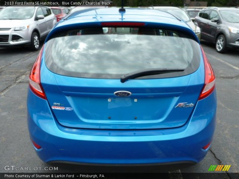 Blue Candy / Charcoal Black 2013 Ford Fiesta SE Hatchback