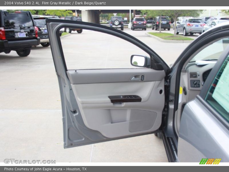 Flint Gray Metallic / Dark Beige/Quartz 2004 Volvo S40 2.4i
