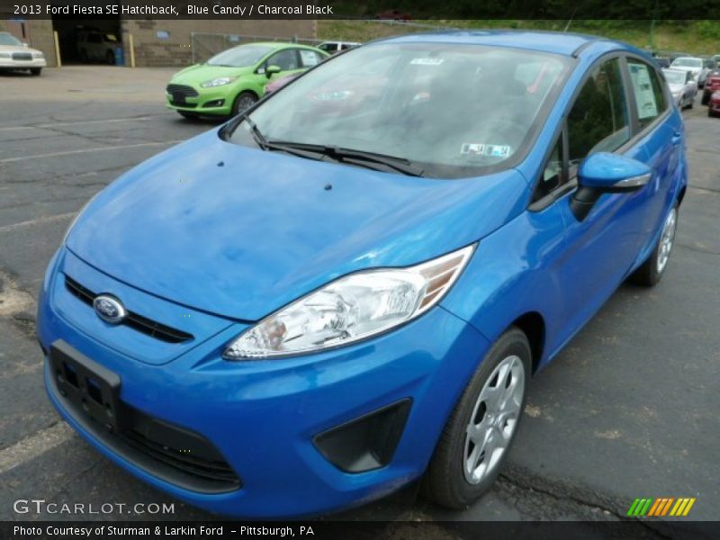 Blue Candy / Charcoal Black 2013 Ford Fiesta SE Hatchback