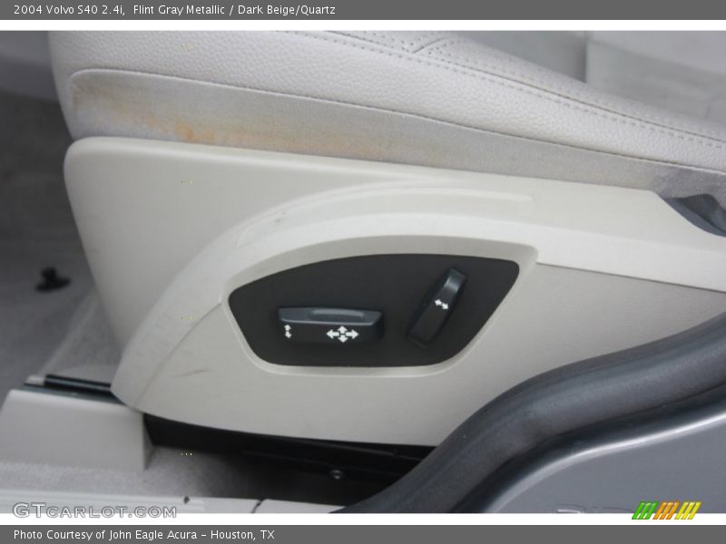 Flint Gray Metallic / Dark Beige/Quartz 2004 Volvo S40 2.4i