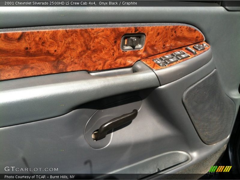 Onyx Black / Graphite 2001 Chevrolet Silverado 2500HD LS Crew Cab 4x4