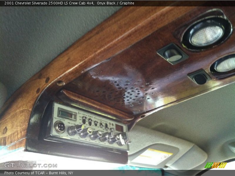 Onyx Black / Graphite 2001 Chevrolet Silverado 2500HD LS Crew Cab 4x4