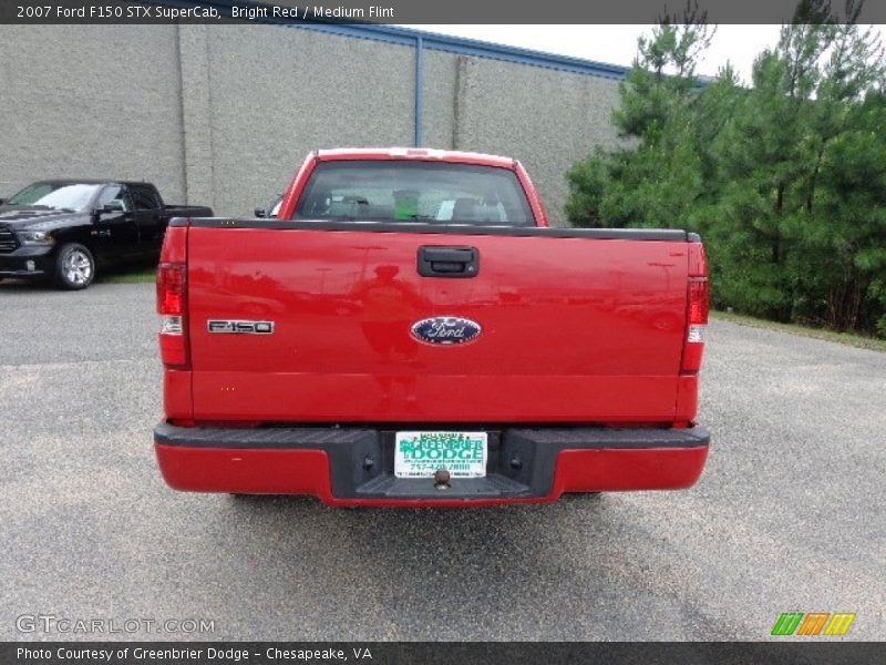 Bright Red / Medium Flint 2007 Ford F150 STX SuperCab