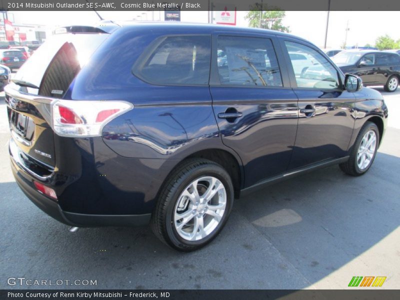 Cosmic Blue Metallic / Black 2014 Mitsubishi Outlander SE S-AWC