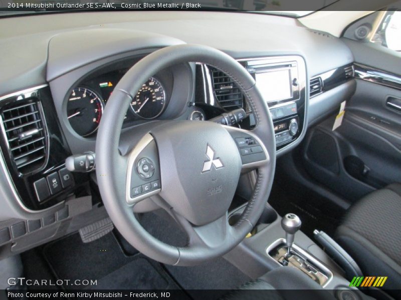 Dashboard of 2014 Outlander SE S-AWC