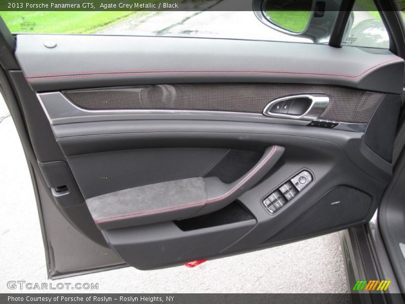 Door Panel of 2013 Panamera GTS