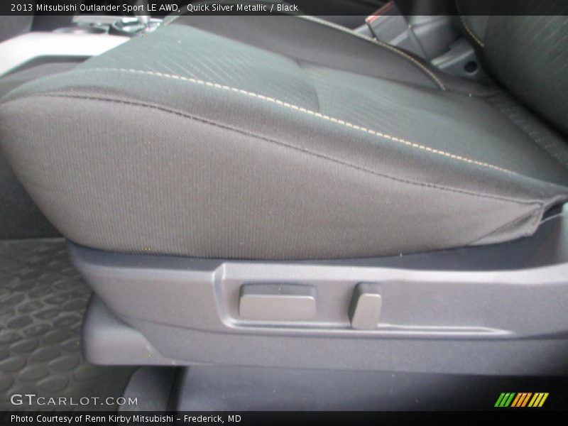 Quick Silver Metallic / Black 2013 Mitsubishi Outlander Sport LE AWD