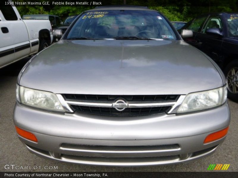 Pebble Beige Metallic / Black 1998 Nissan Maxima GLE