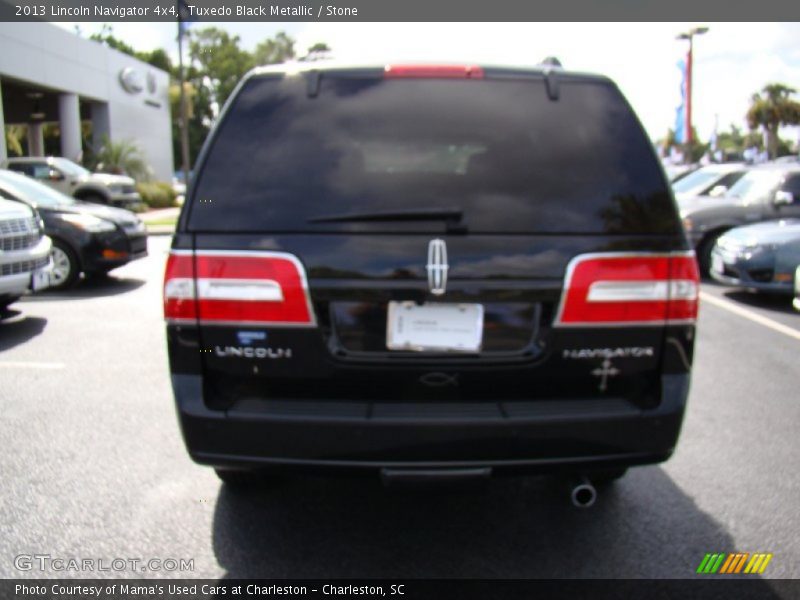 Tuxedo Black Metallic / Stone 2013 Lincoln Navigator 4x4