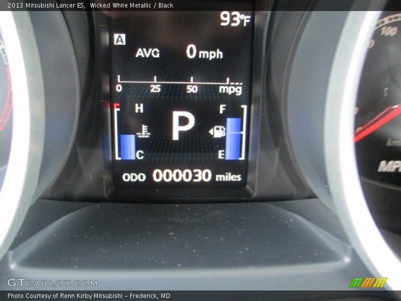 Wicked White Metallic / Black 2013 Mitsubishi Lancer ES