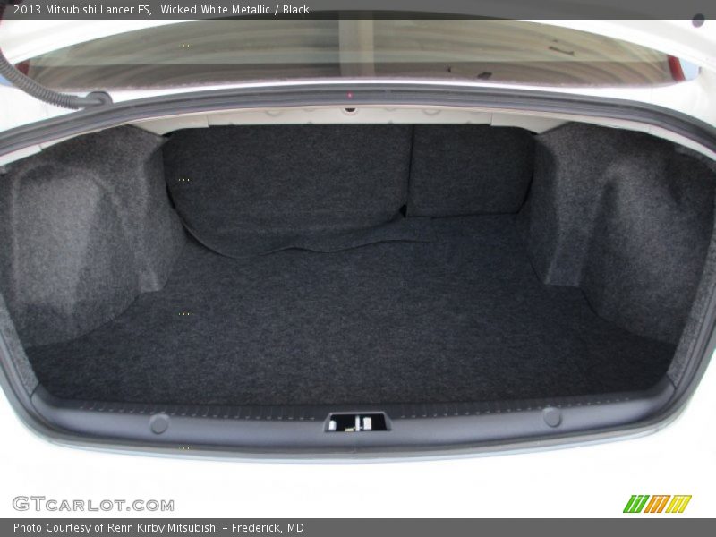 Wicked White Metallic / Black 2013 Mitsubishi Lancer ES