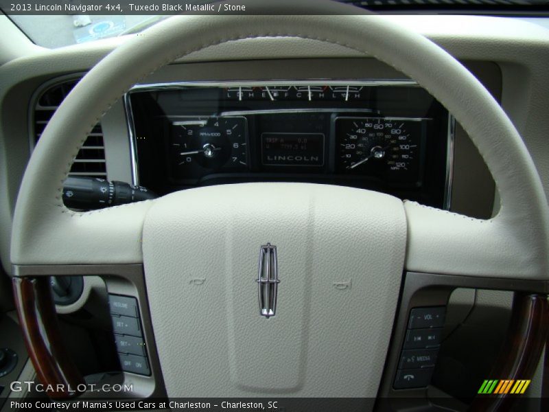  2013 Navigator 4x4 Steering Wheel