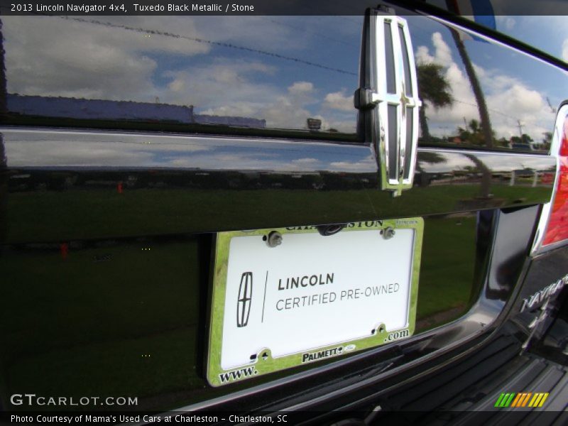 Tuxedo Black Metallic / Stone 2013 Lincoln Navigator 4x4