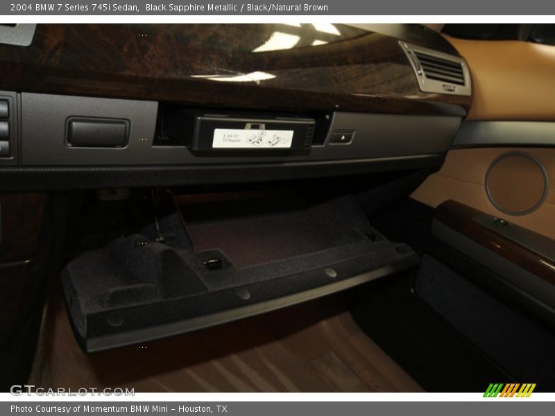 Black Sapphire Metallic / Black/Natural Brown 2004 BMW 7 Series 745i Sedan