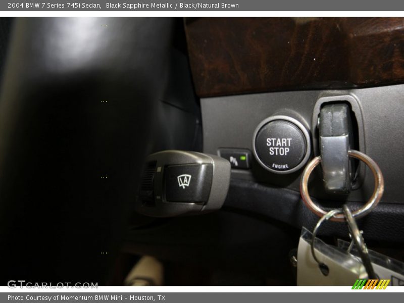 Black Sapphire Metallic / Black/Natural Brown 2004 BMW 7 Series 745i Sedan