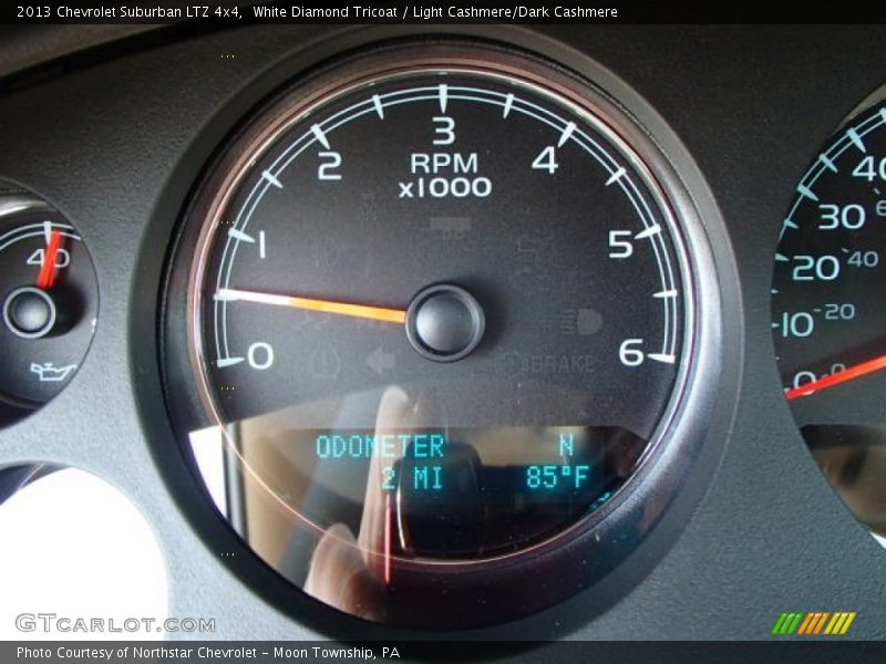 White Diamond Tricoat / Light Cashmere/Dark Cashmere 2013 Chevrolet Suburban LTZ 4x4